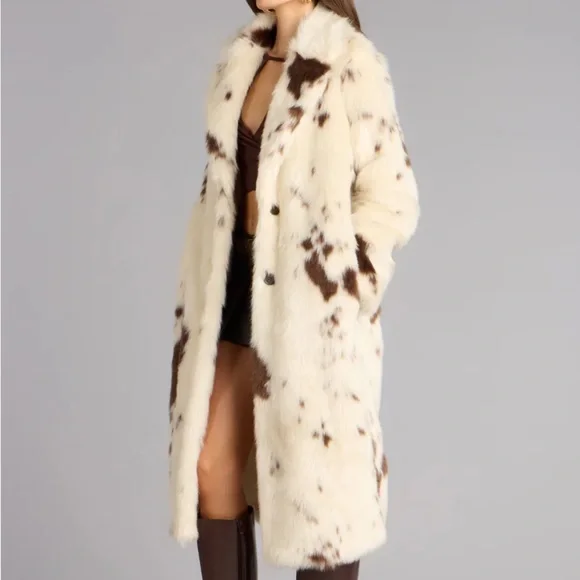 Windsor Cream and Brown Patterned Teddy Coat - Picture 2 of 4